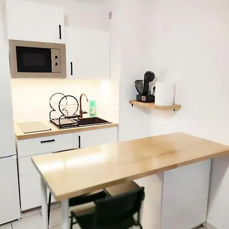 T1 Renove A דירה *
